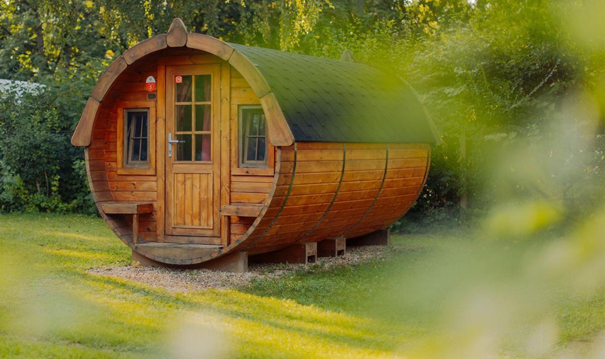 Azur Camping Schwaebische Alb 索嫩布尔 外观 照片